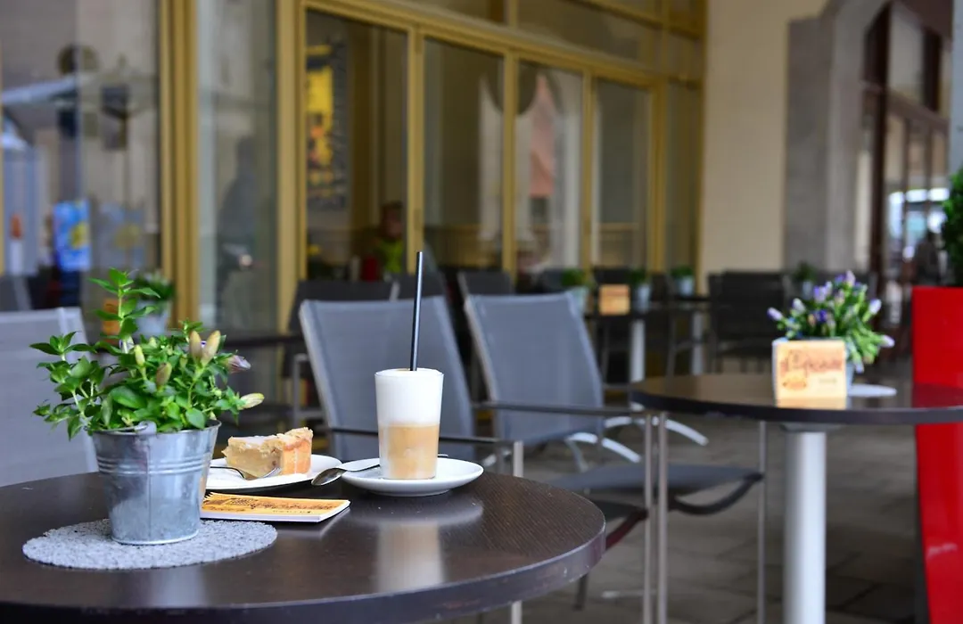 Hotel Torbräu-1